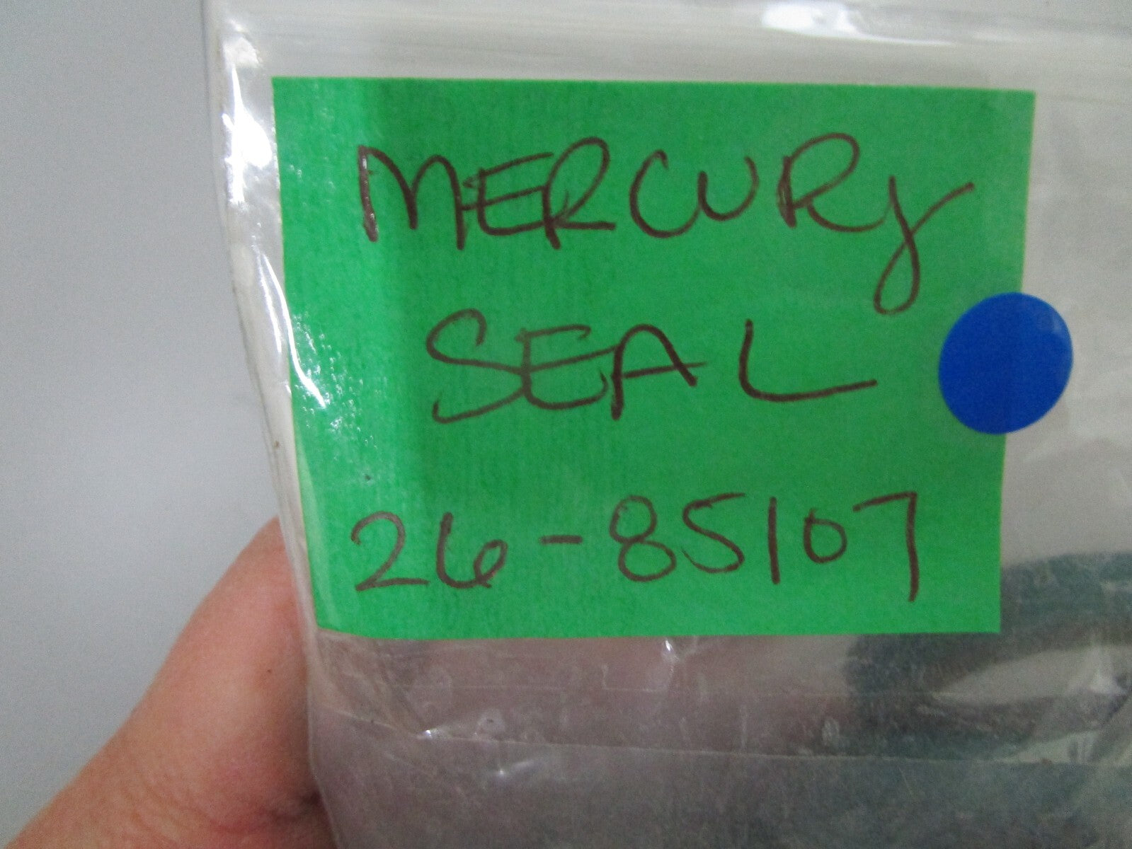 *NEW OEM* 0810 Mercury Quicksilver Seal 26-85107