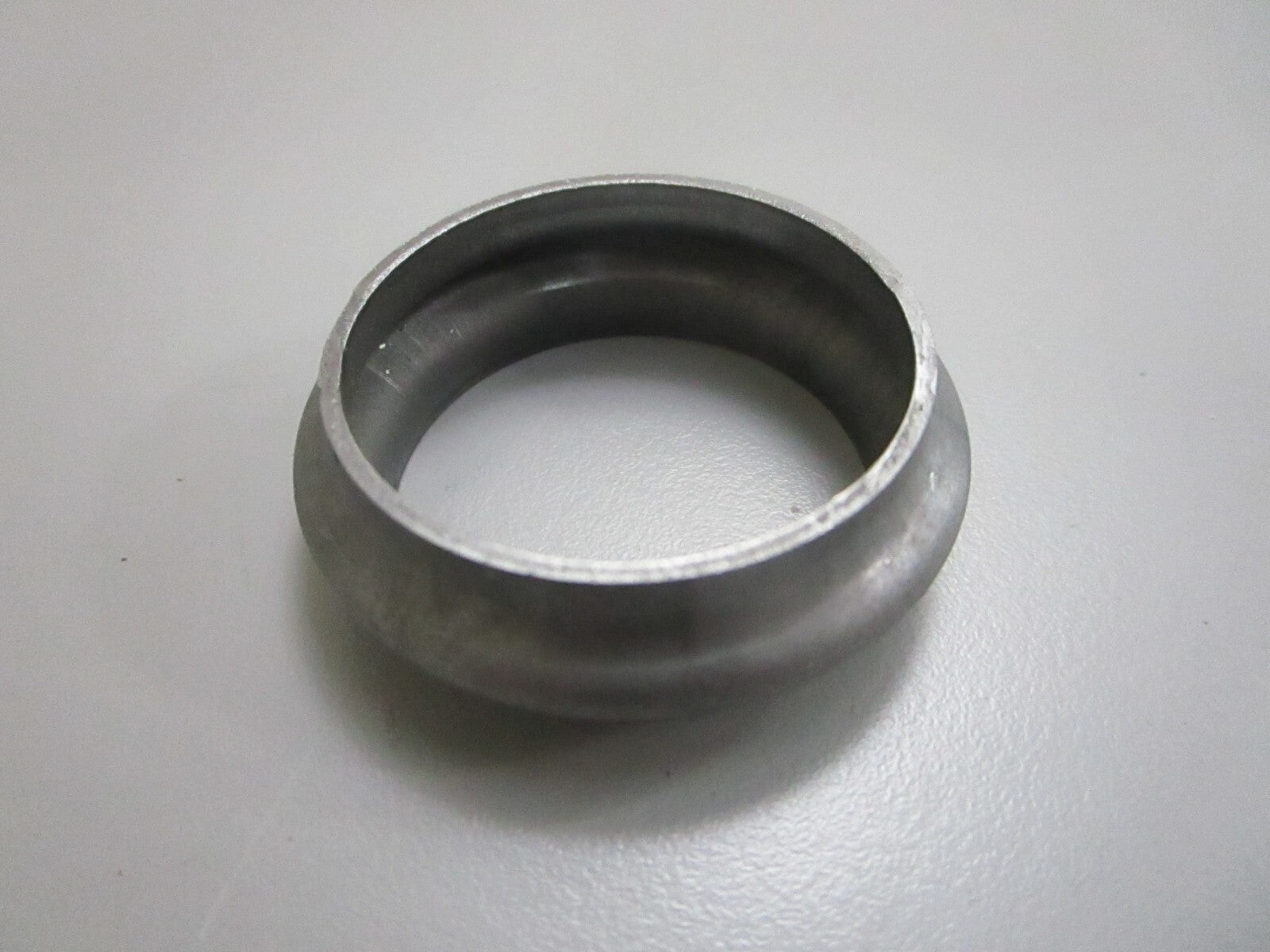 *NEW OEM* 0820 Volvo Penta Check Sleeve 853484