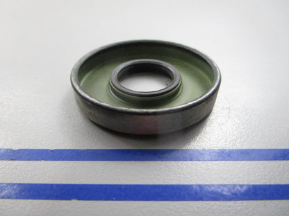 NEW OEM 329086 0329086 OMC Johnson Evinrude Powerhead Seal 0810