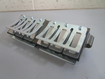 *NEW OEM* 0810 OMC Johnson Evinrude Reed Block Assembly 5006252