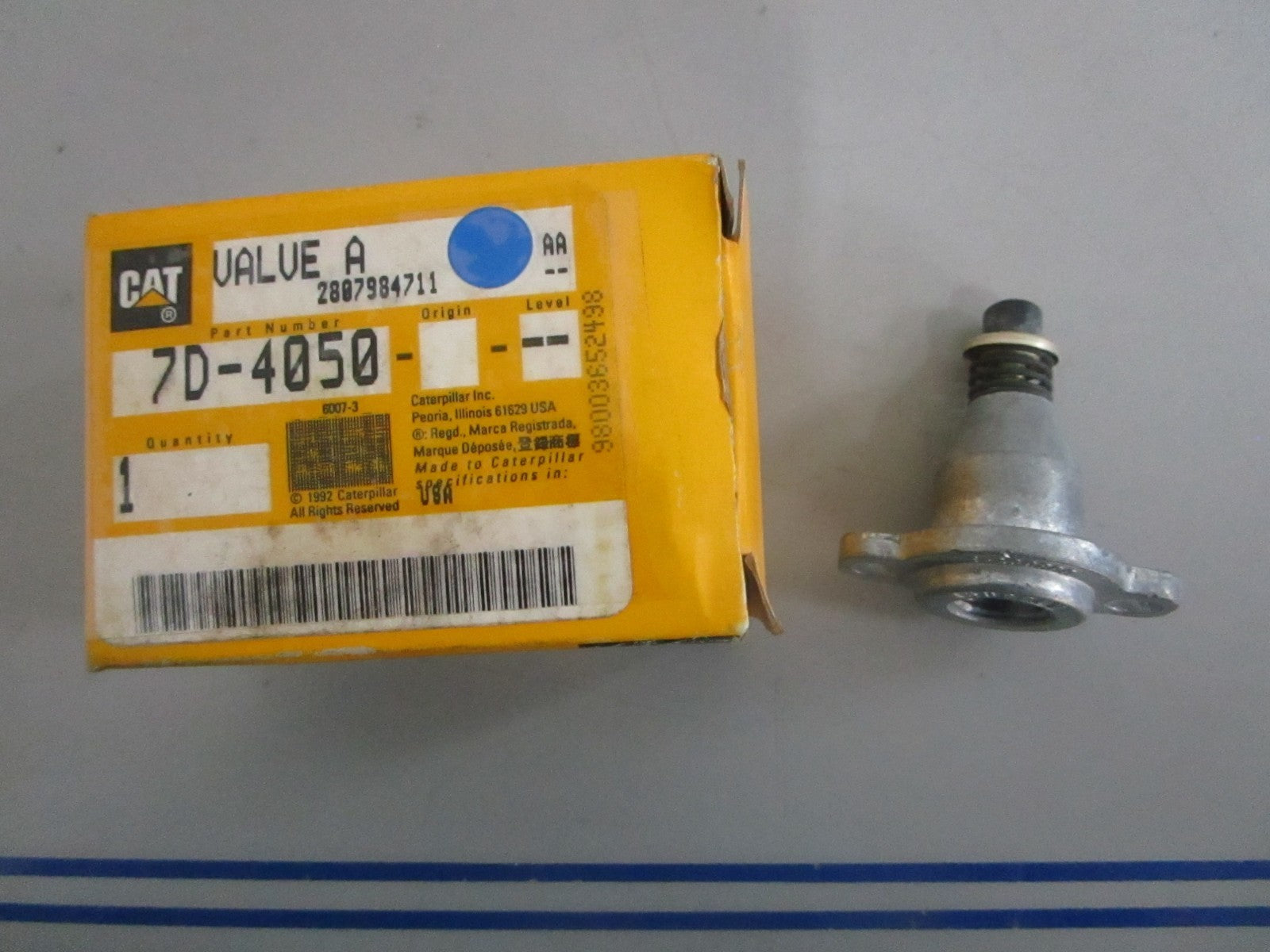 NEW OEM 7D-4050 CAT Valve A 0820