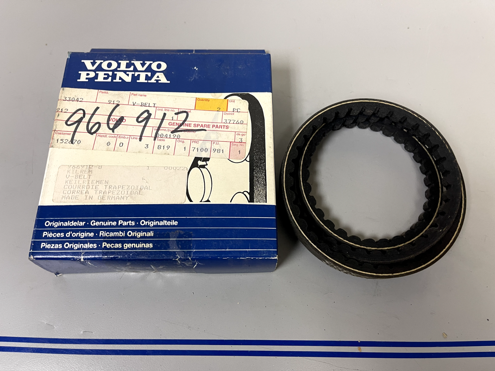 *NEW OEM* 0670 Volvo Penta V-Belt 966912