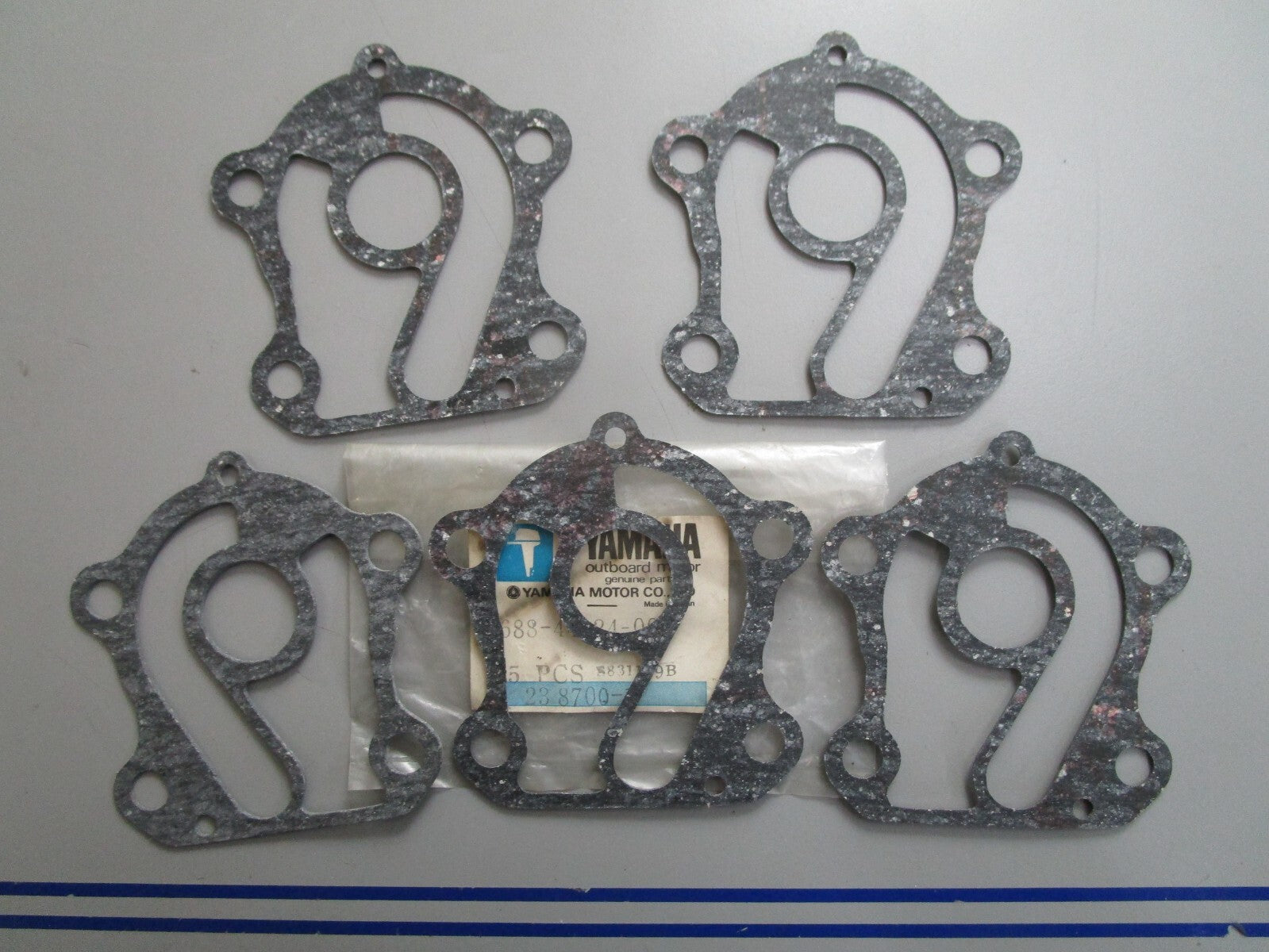 *NEW OEM* (LOT OF 5) 0820 Yamaha Gasket 688-44324-00-00