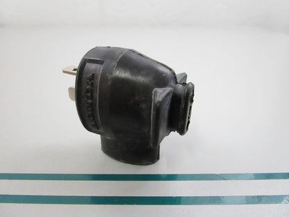 NEW OEM 31652-881-004 Honda Receptacle Plug 0810