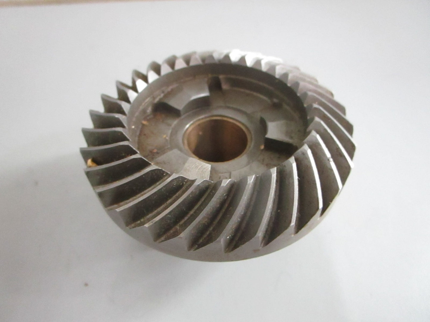 NEW OEM 43-F2A481023 Mercury Force 30T Gear 0820