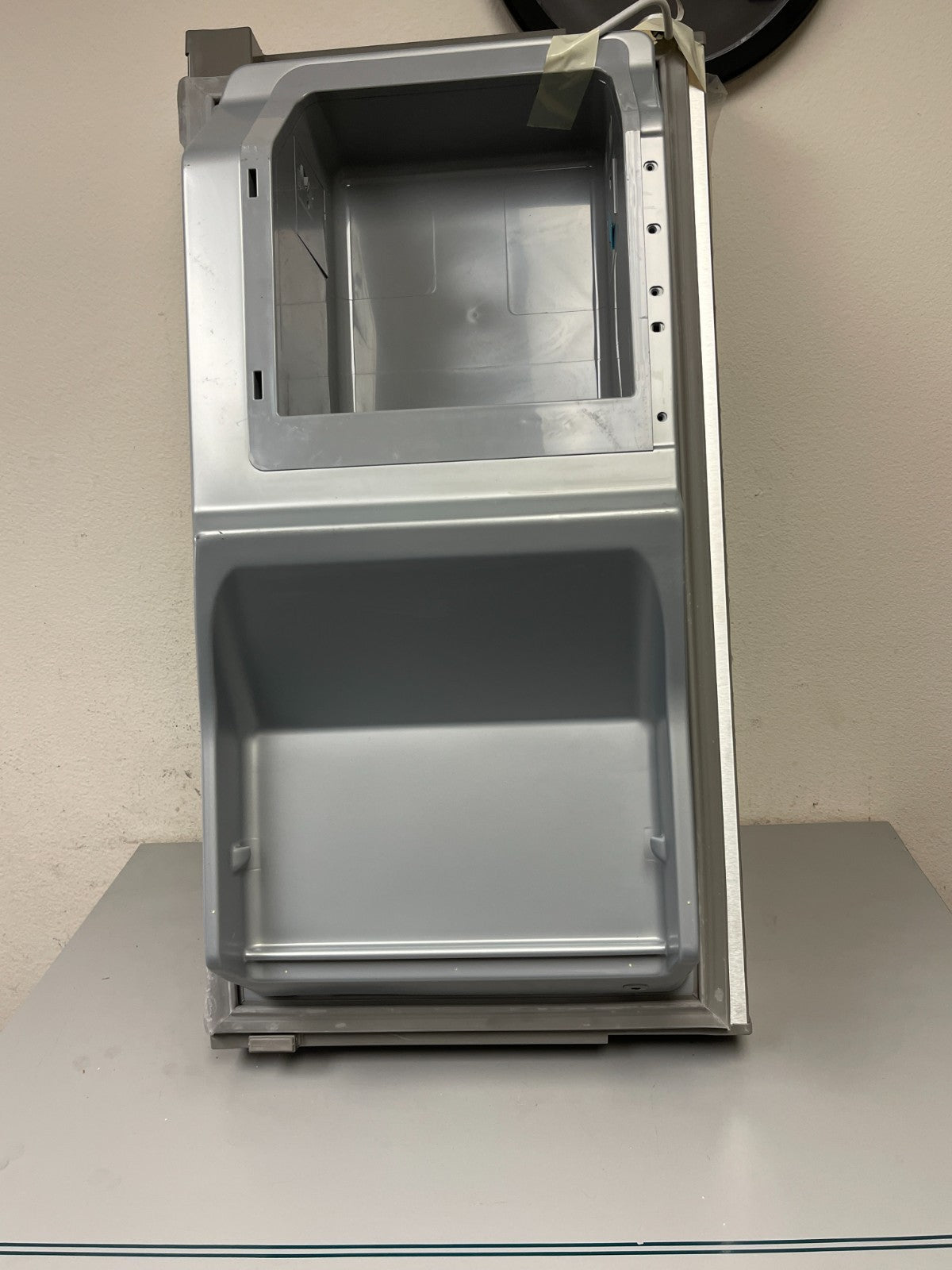 NEW OEM W10815695 Whirlpool Left Door Assy 0820