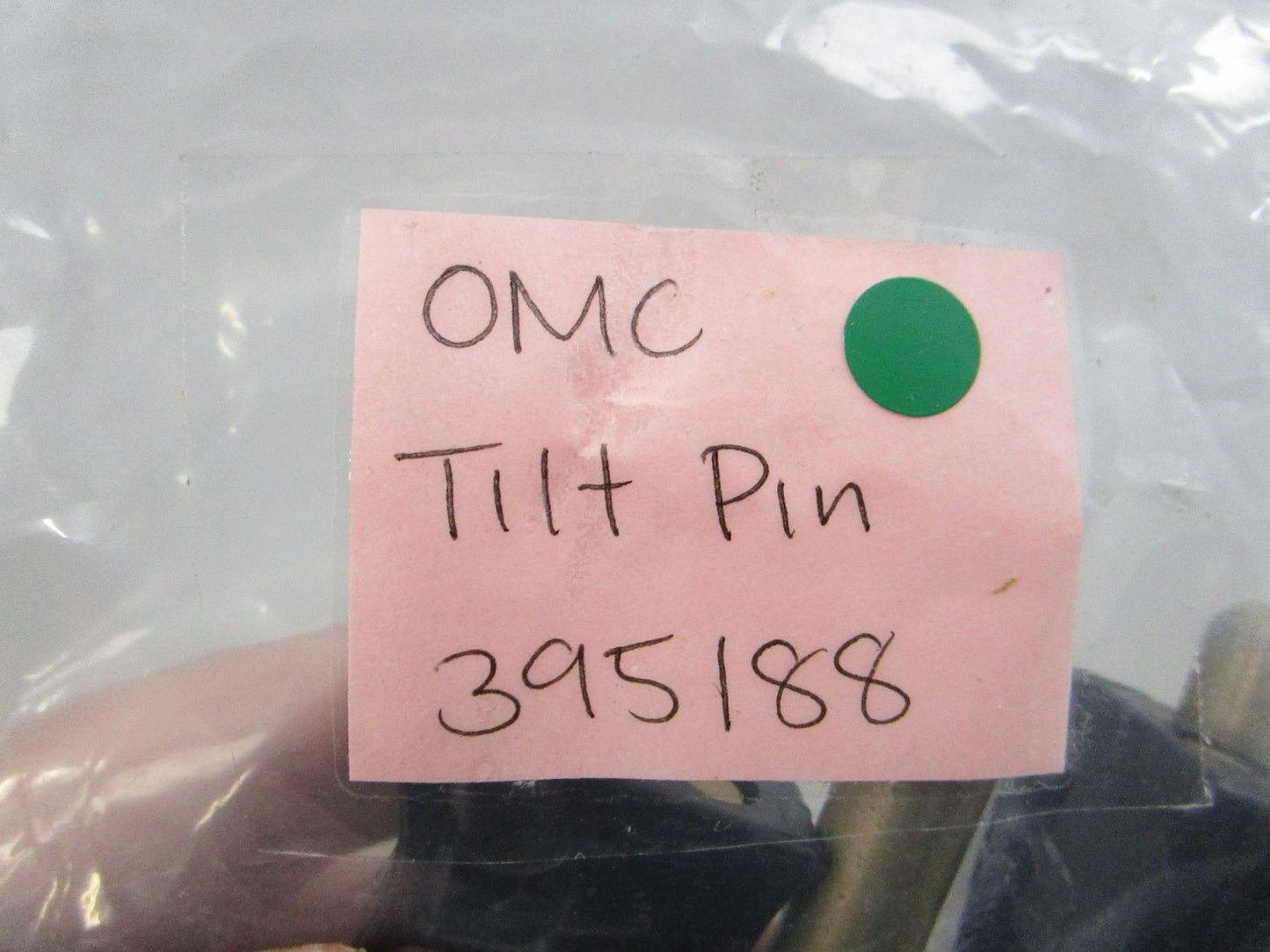 NEW OEM 395188 0395188 OMC Johnson Evinrude Tilt Pin 0810