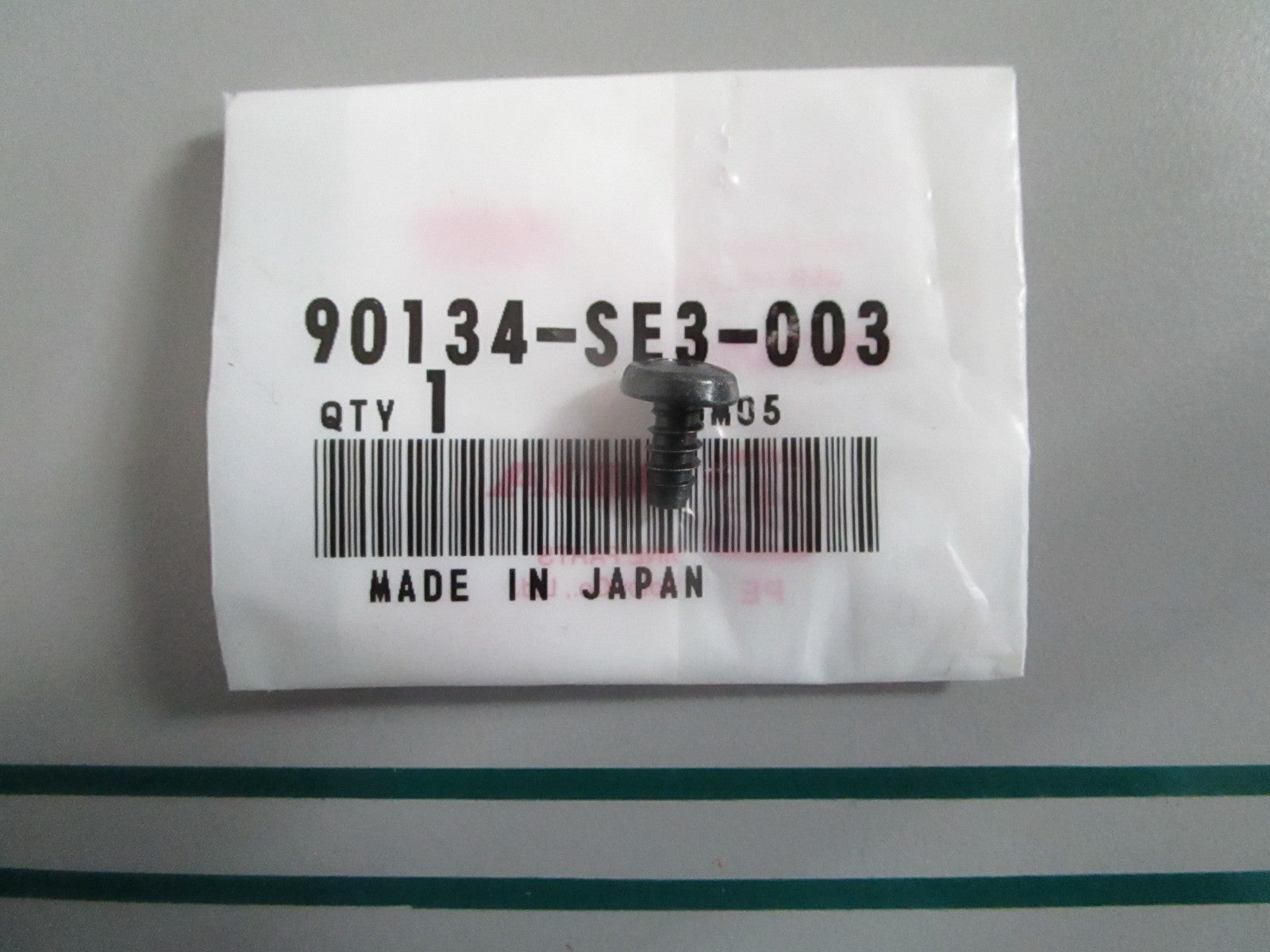 NEW OEM 90134-SE3-003 Honda Screw 0820