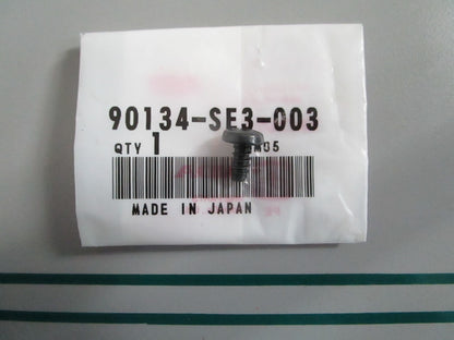 NEW OEM 90134-SE3-003 Honda Screw 0820