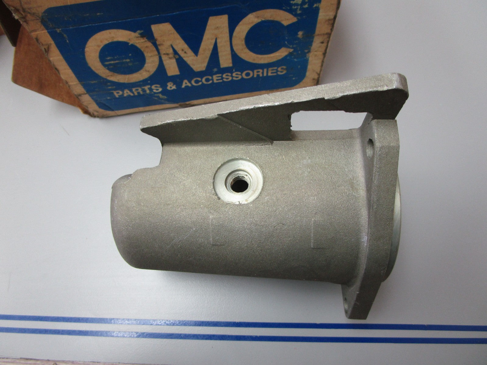 *NEW OEM* 0720 OMC Johnson Evinrude Trim Tilt Reservoir 325593 0325593