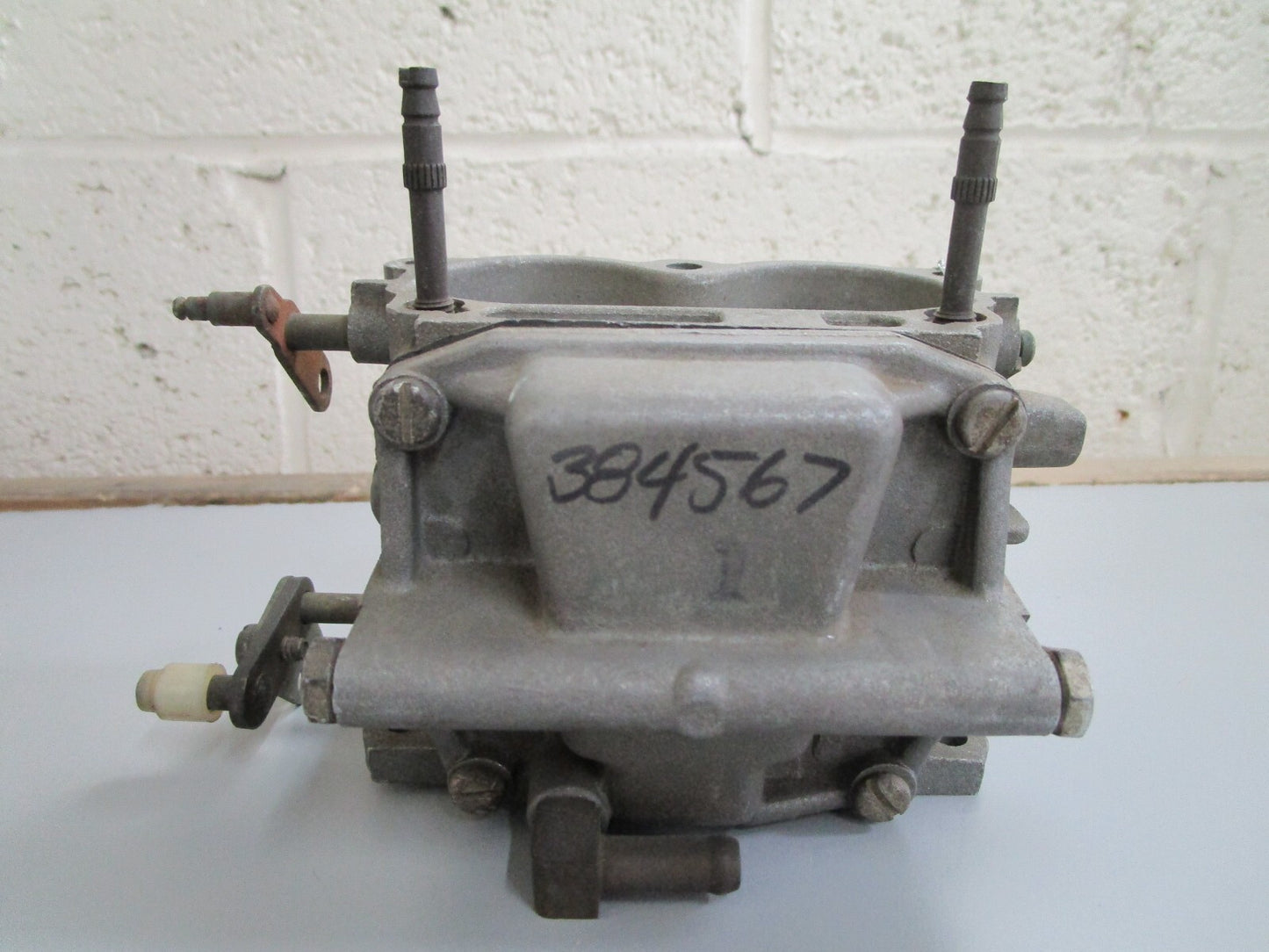 *NEW OEM* 0820 OMC Johnson Evinrude Carburetor 384567 0384567