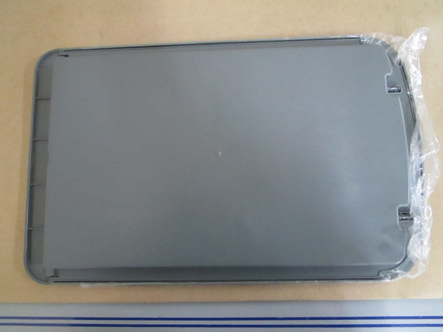 *NEW OEM* 0820 Bobcat Container 6719503