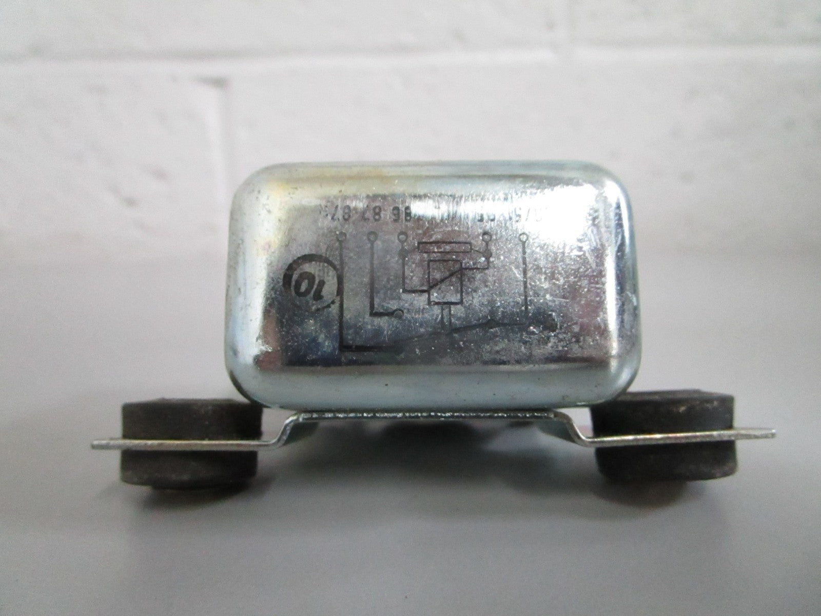 NEW OEM 0005425919 0332202001 Mercedes-Benz Relay 0820