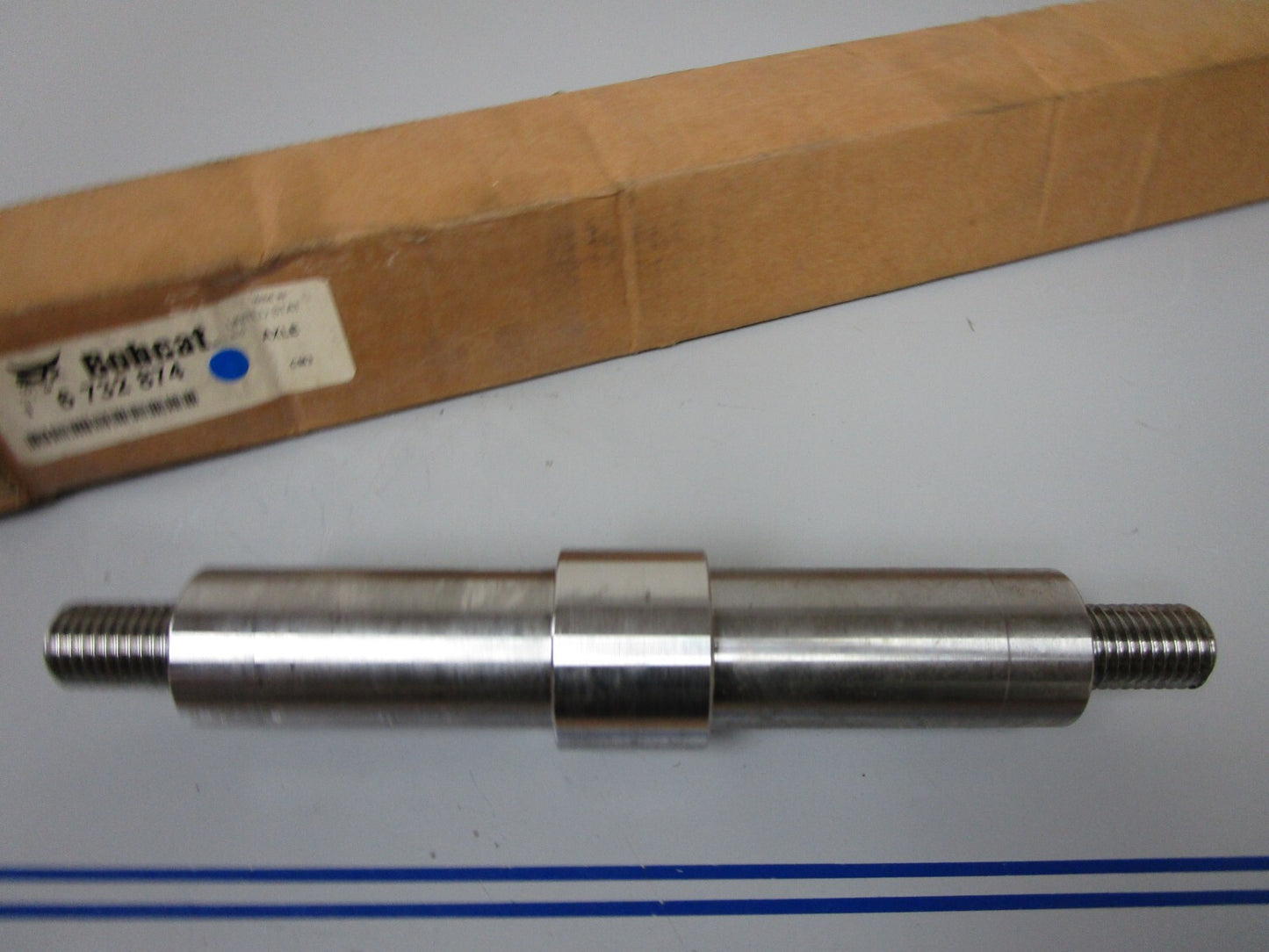 *NEW OEM* 0720 Bobcat Axle 6732874