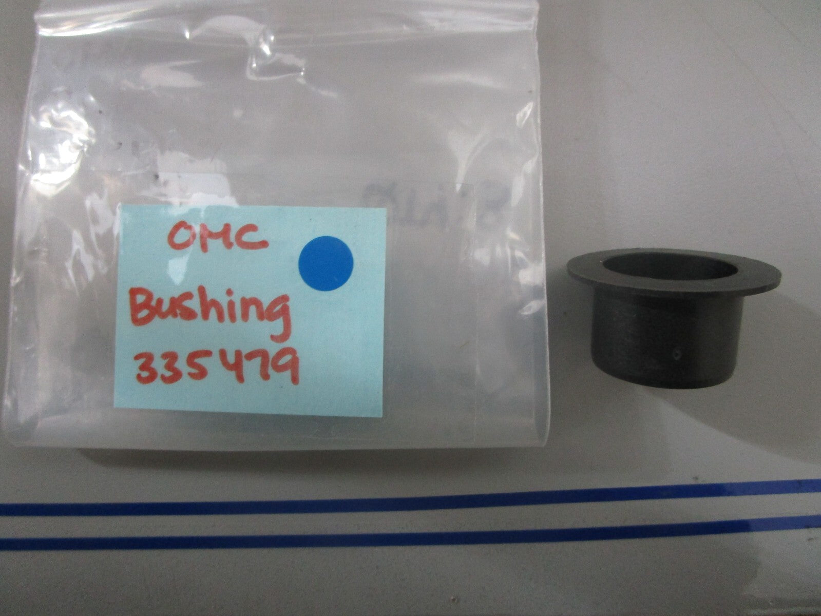 *NEW OEM* 0770 OMC Johnson Evinrude Bushing 335479 0335479