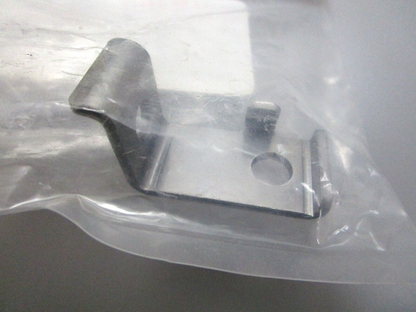 *NEW OEM* 0750 Yamaha FILTER BRACKET 6C5-24556-01-00