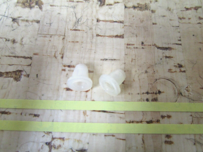 *NEW OEM* (LOT OF 2) 0720 OMC Johnson Evinrude Retainer 204708 0204708