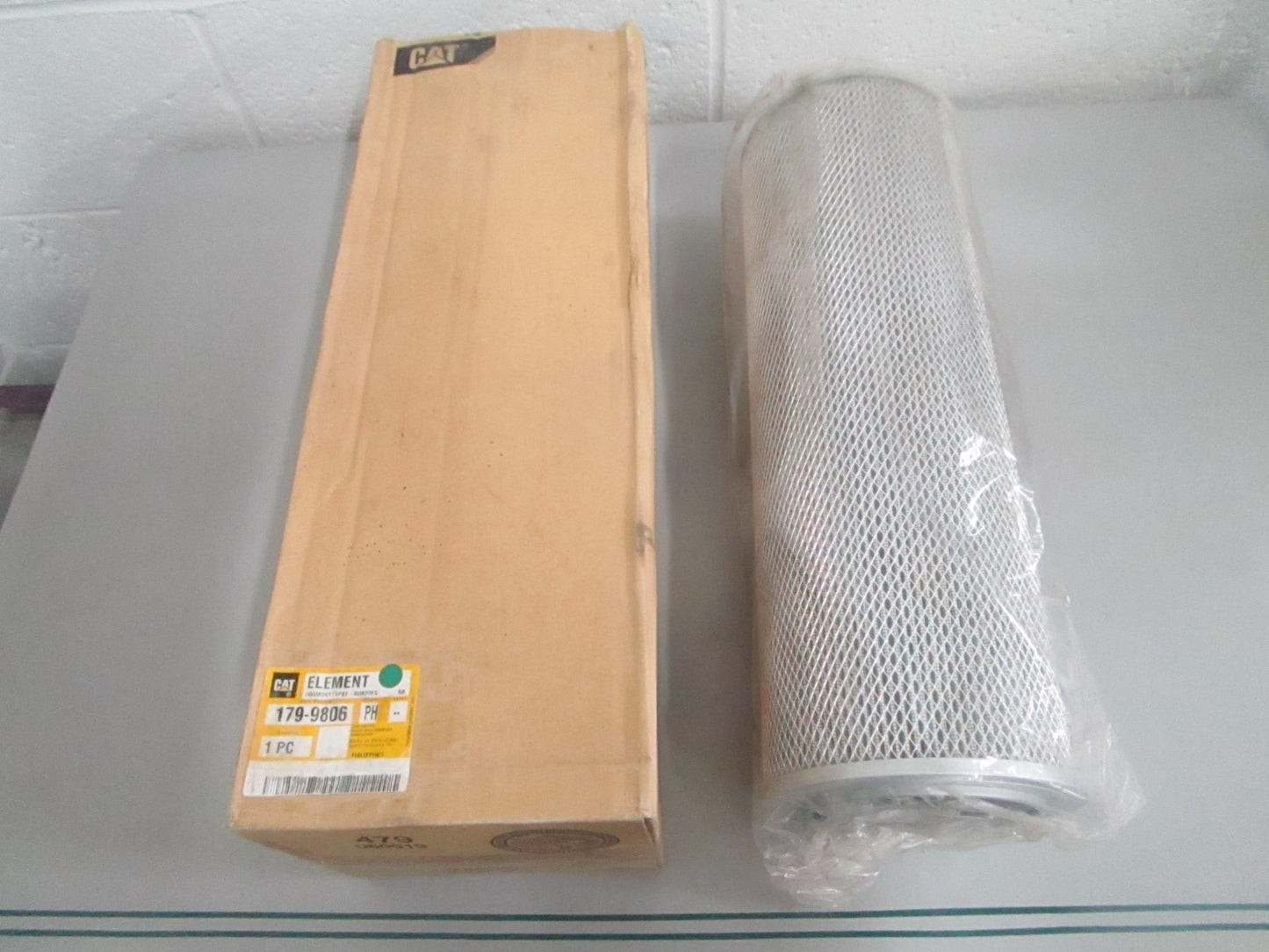 CAT 179-9806 Ultra High Efficiency Hydraulic Filter 320 325 330 Exc NEW OEM 0820