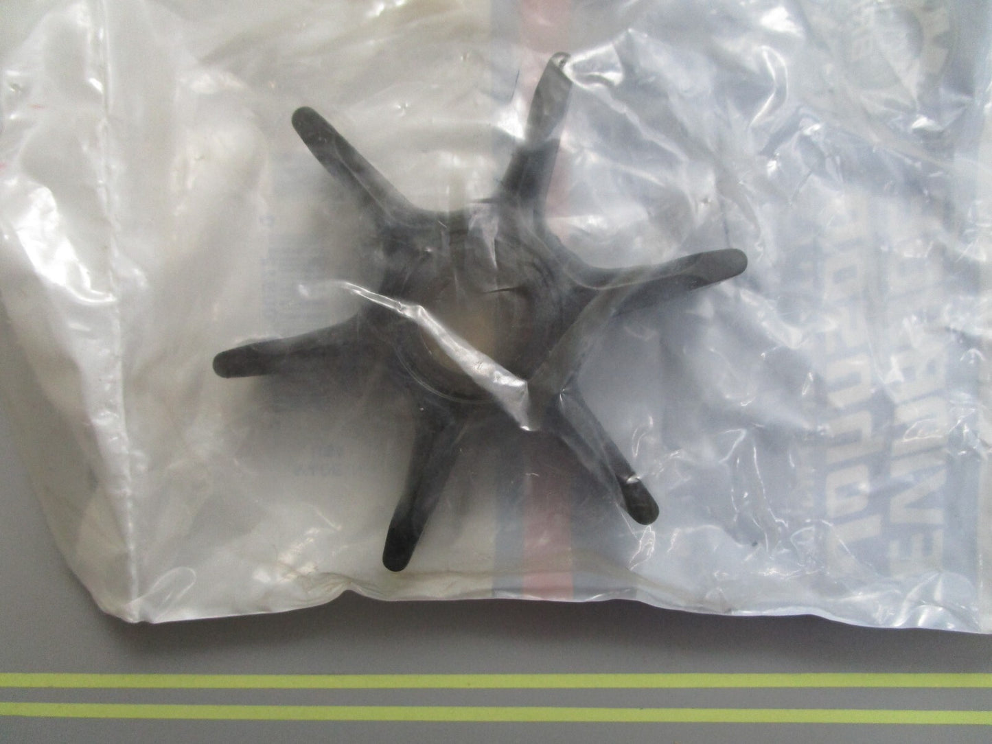 *NEW OEM* 0810 OMC Johnson Evinrude Impeller 382547 0382547