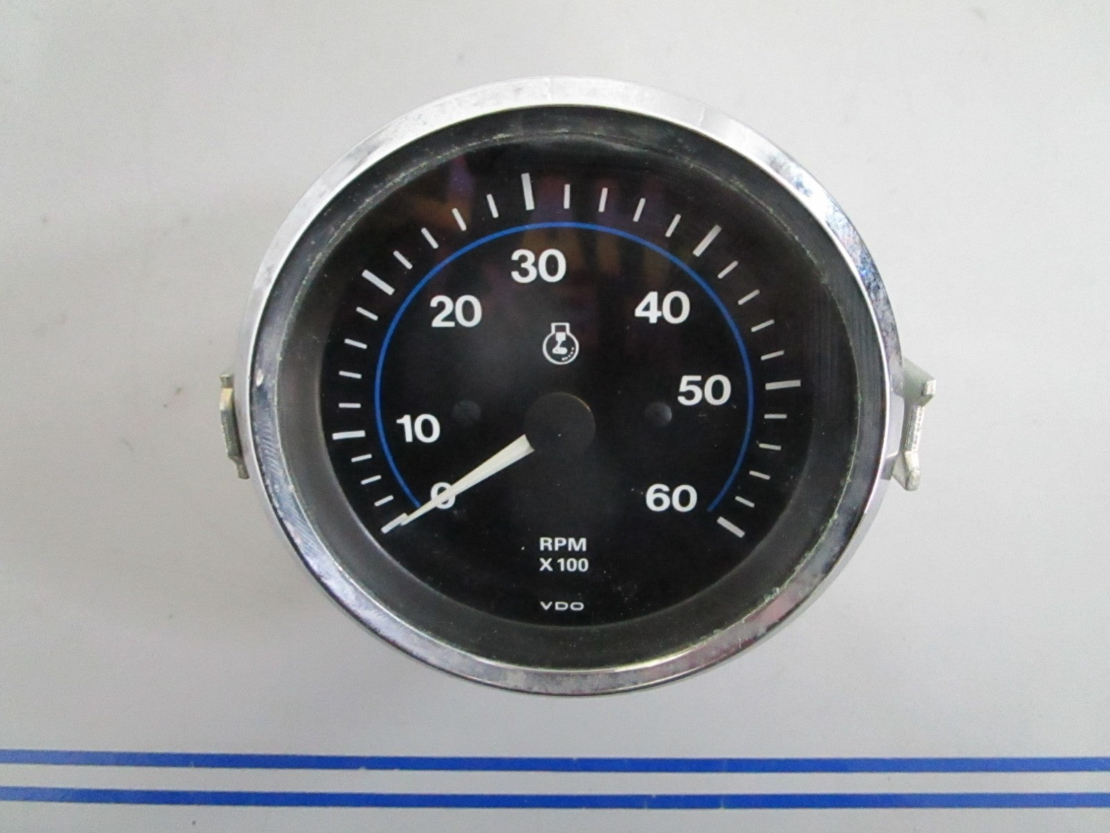 NEW OEM 1211015069A VDO 0-6000RPM Tachometer 0820