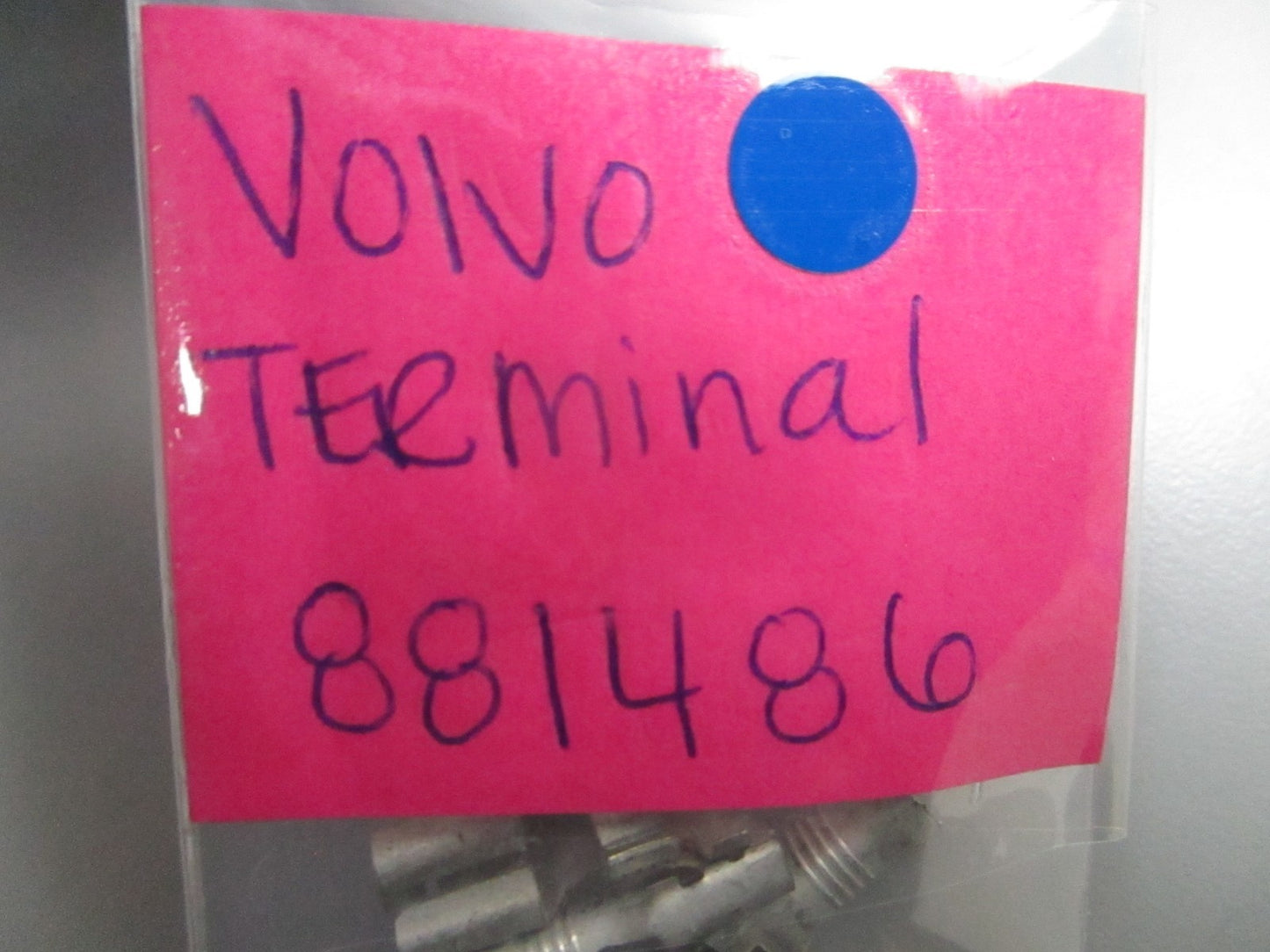 *NEW OEM* 0810 Volvo Penta Terminal 881486