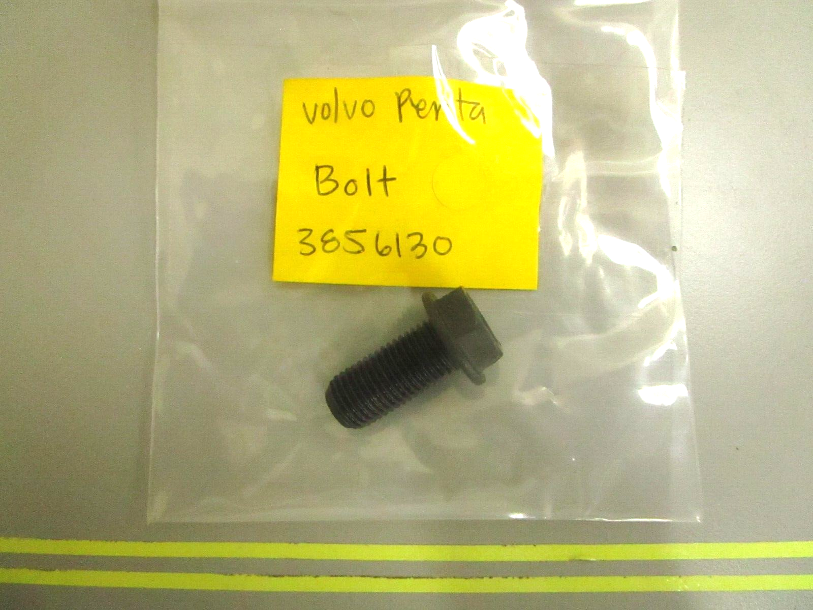 *NEW OEM* 0750 Volvo Penta BOLT 3856130