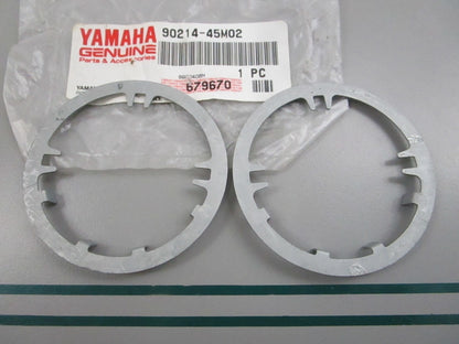 NEW OEM (LOT OF 2) 90214-45M02-00 Yamaha Claw Washer 0810