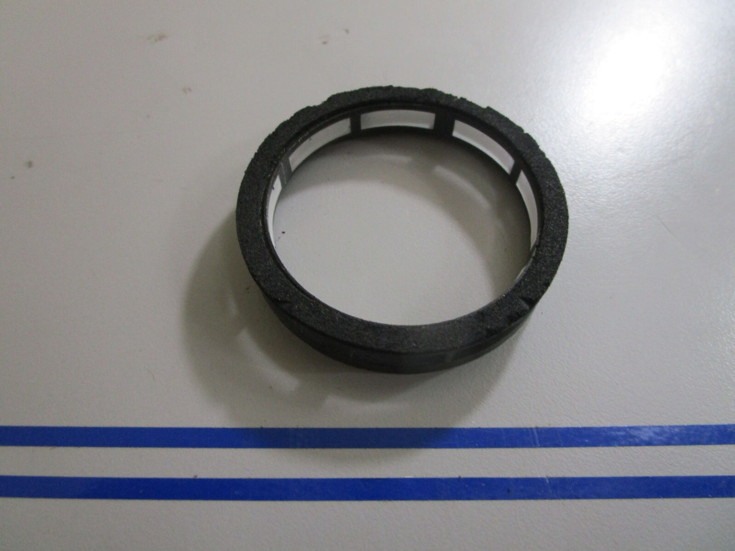 *NEW OEM* 0770 OMC Johnson Evinrude 65-175HP Filter 914045 0914045