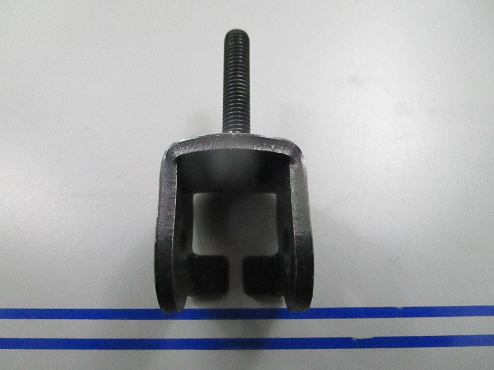 *NEW OEM* 0810 Triumph Clevis Assembly T2070826