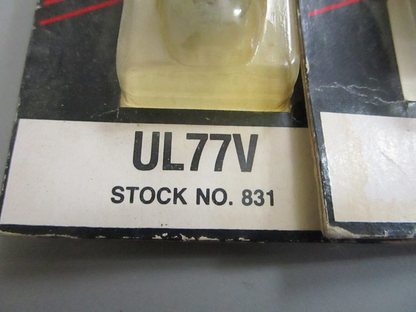 *NEW* (LOT OF 6) 0820 Champion Spark Plug UL77V