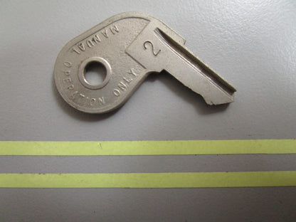 *NEW OEM* 0810 OMC Johnson Evinrude Ignition Key 73-2 501767 0501767