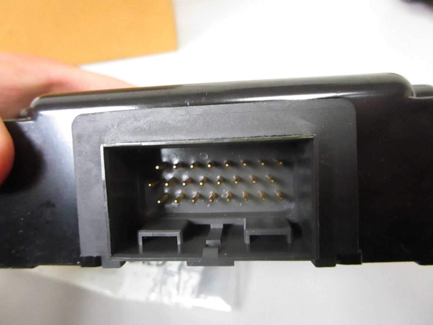 *NEW OEM* 0720 Mercury Quicksilver 225 250 hp ECU 83004417T