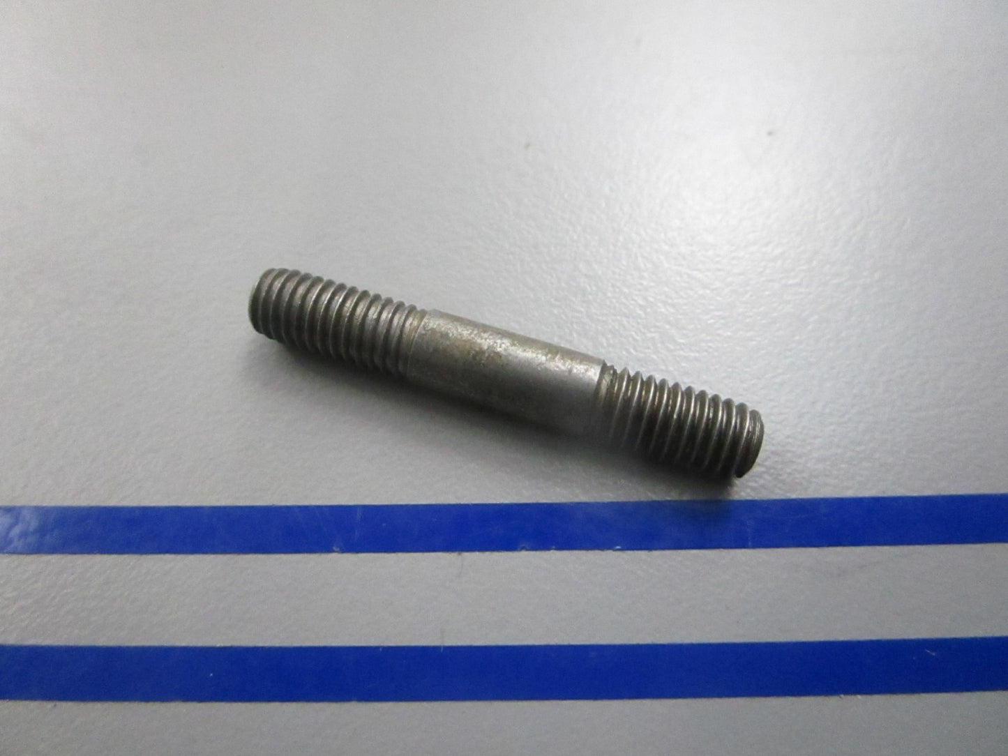 NEW OEM 16-30172 Mercury Quicksilver Stud 0810