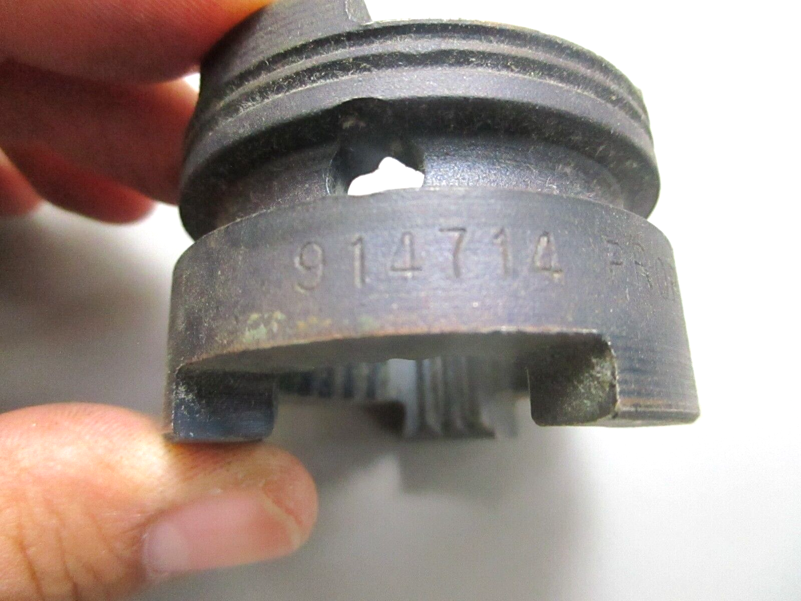 *NEW OEM* 0750 OMC Johnson Evinrude CLUTCH DOG 914714 0914714