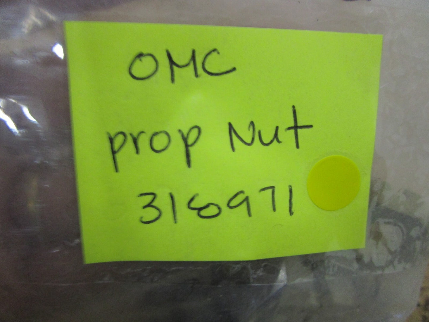 *NEW OEM* (LOT OF 2) 0750 OMC Johnson Evinrude PROP NUT 318971 0318971
