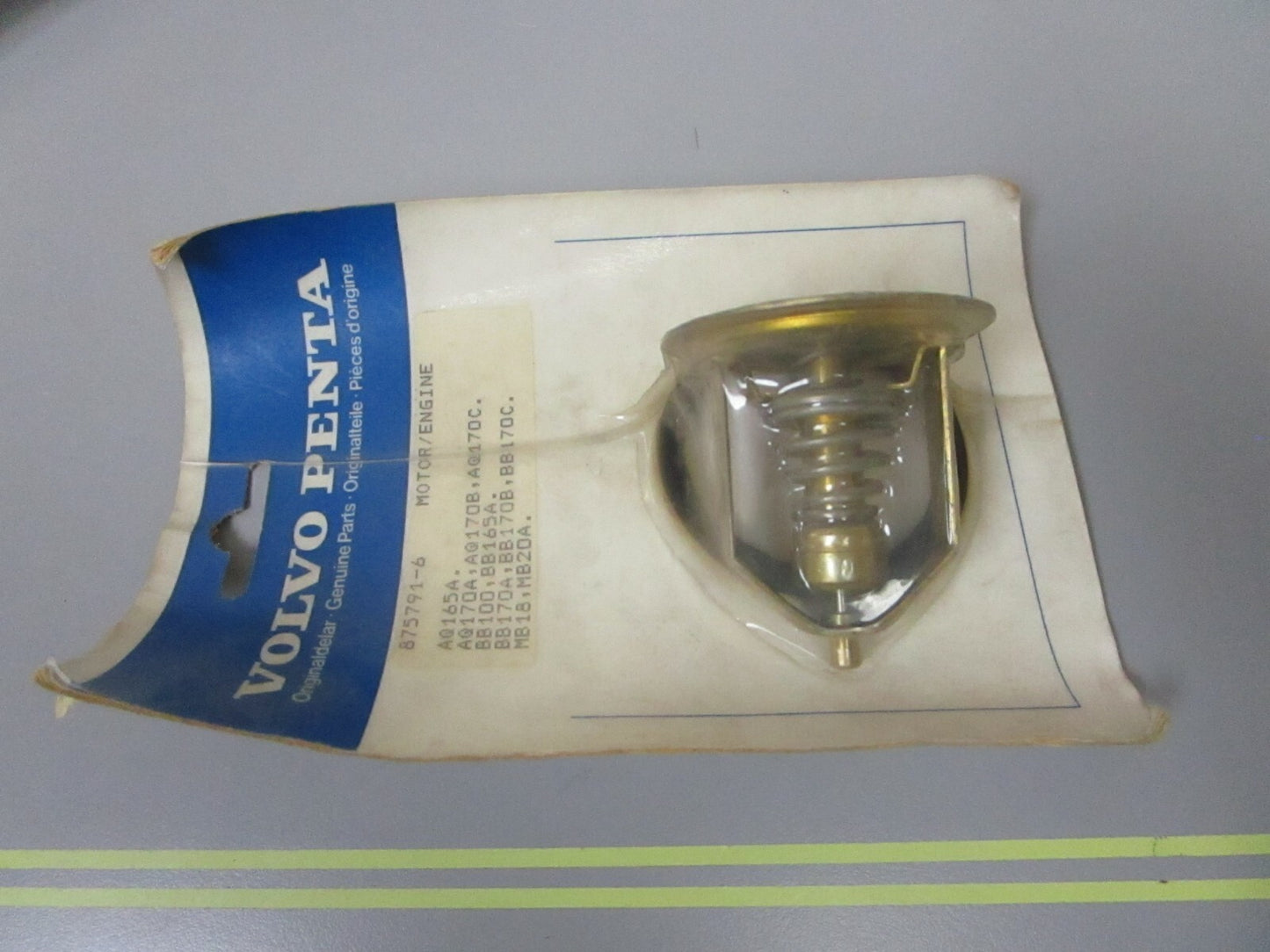 *NEW OEM* 0810 Volvo Penta Thermostat Kit 875791-6