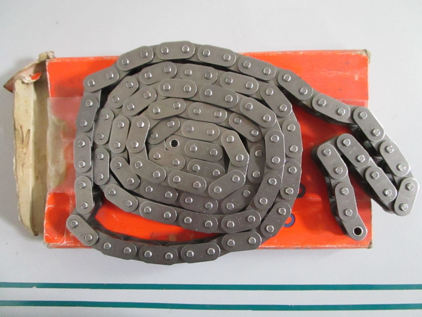 NEW OEM 0009976894 Merecedes-Benz Timing Chain 0820