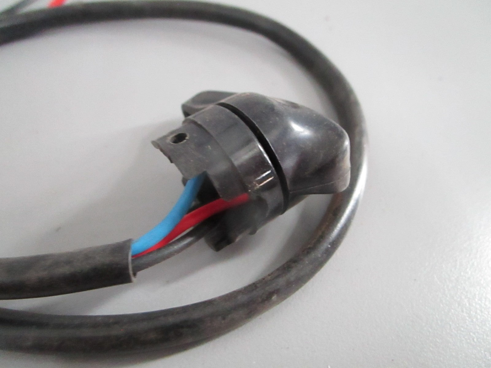 NEW OEM 61318048182 8048182 BMW Handlebar Dip Control Switch 0820