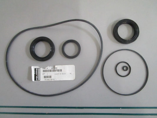 Polaris NEW OEM Front Gearcase Seal Repair Kit 3234593 Sportsman 800 6X6 NOS 082