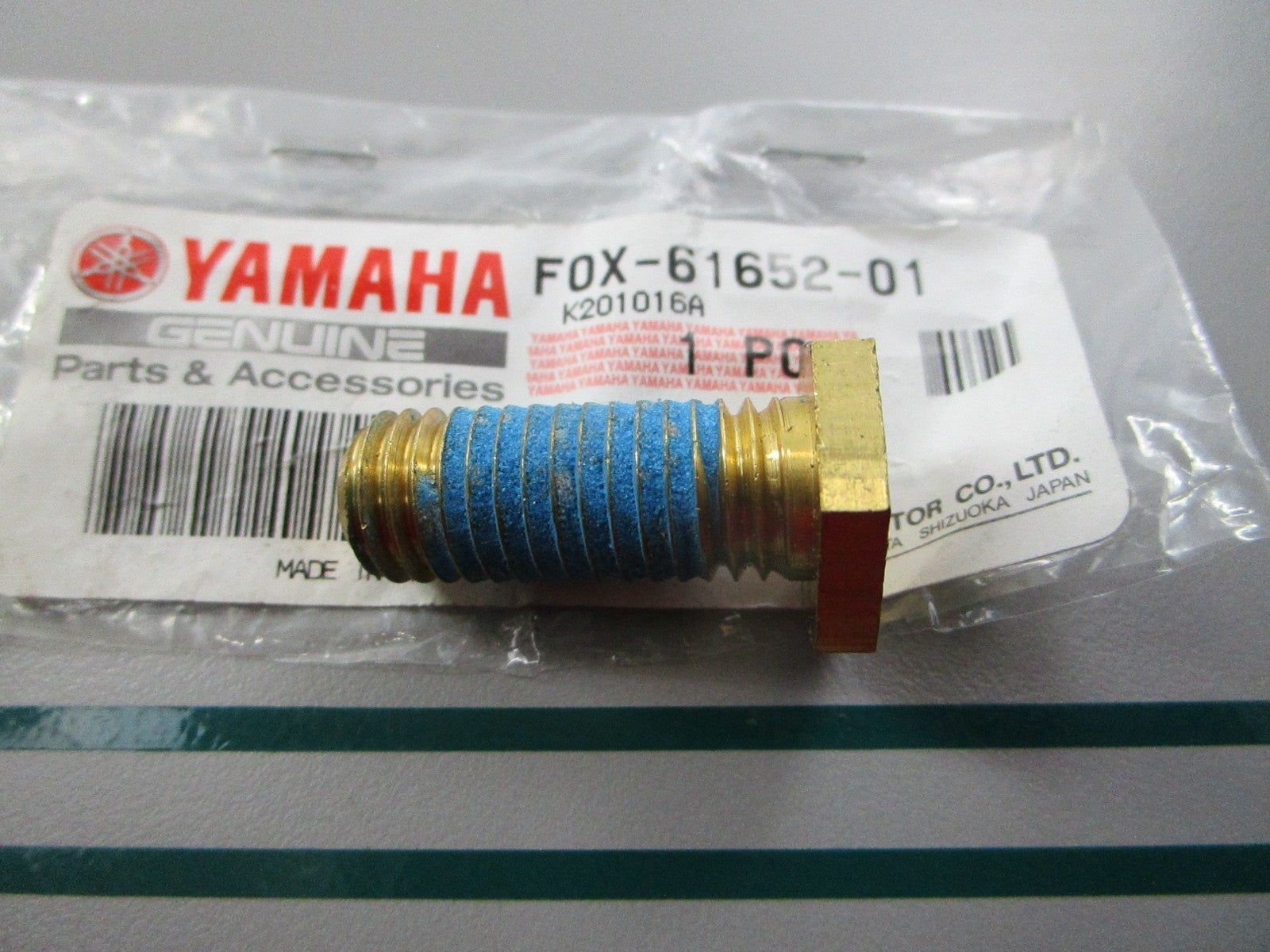 NEW OEM F0X-61652-01-00 Yamaha Nut 0810