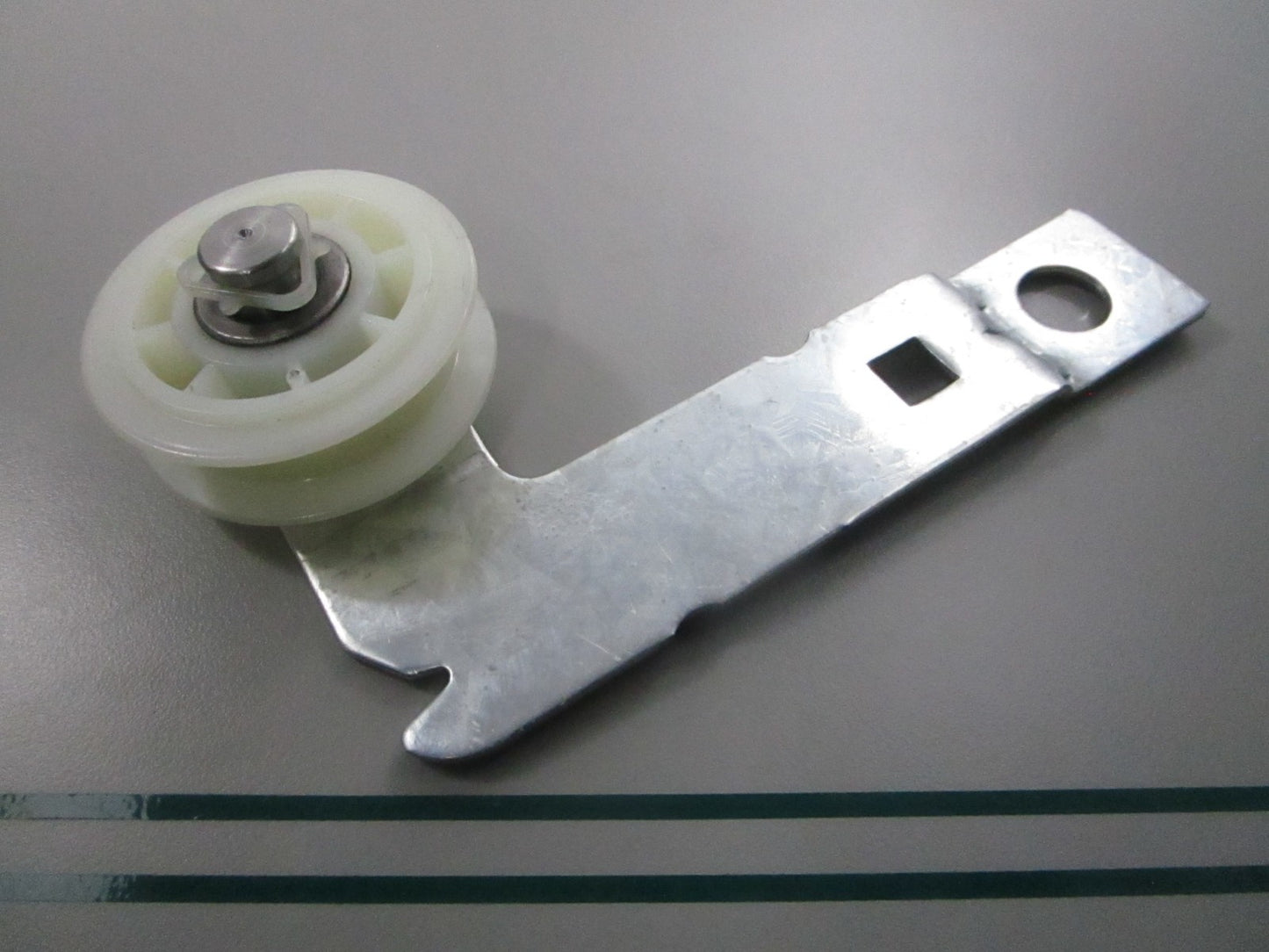 NEW OEM W10837240 Whirlpool Bracket 0810