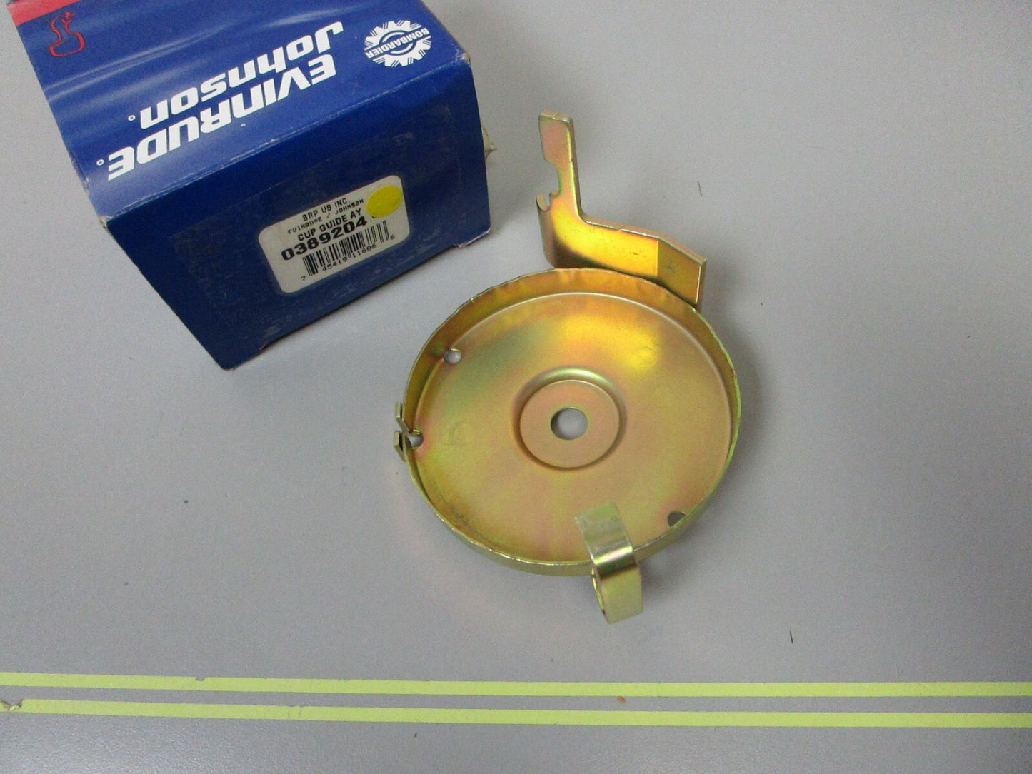 *NEW OEM* 0720 OMC Johnson Evinrude Cup Guide Assembly 389204 0389204