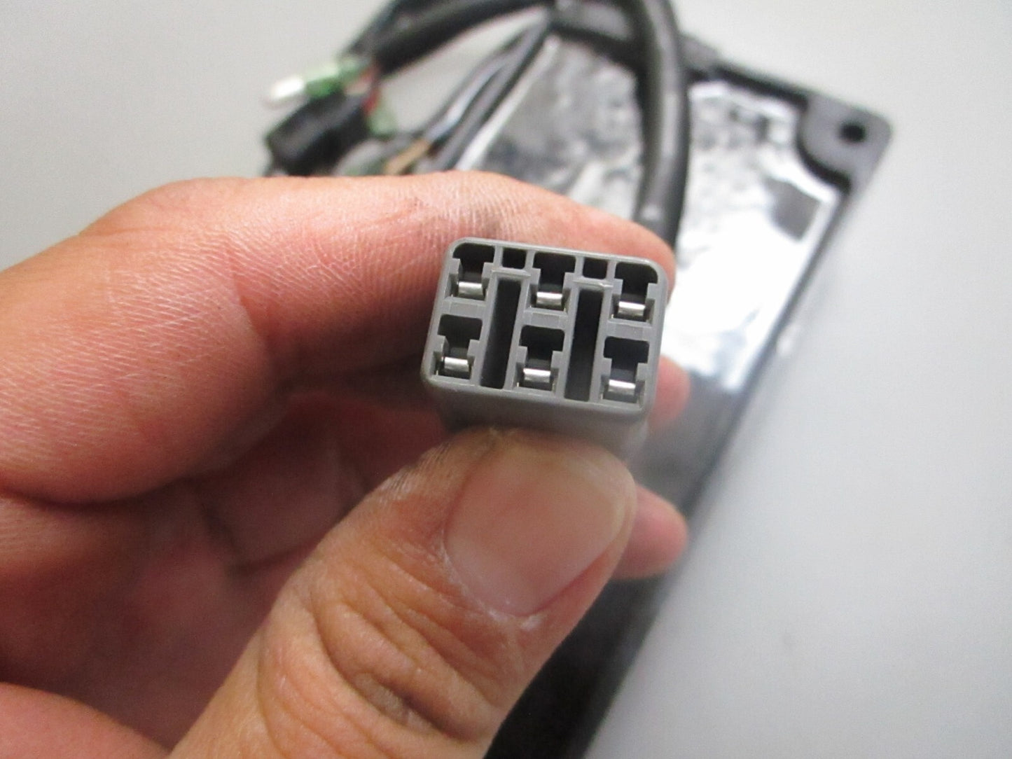 *NEW OEM* 0820 Suzuki Ignition Control Unit 32910-92E20