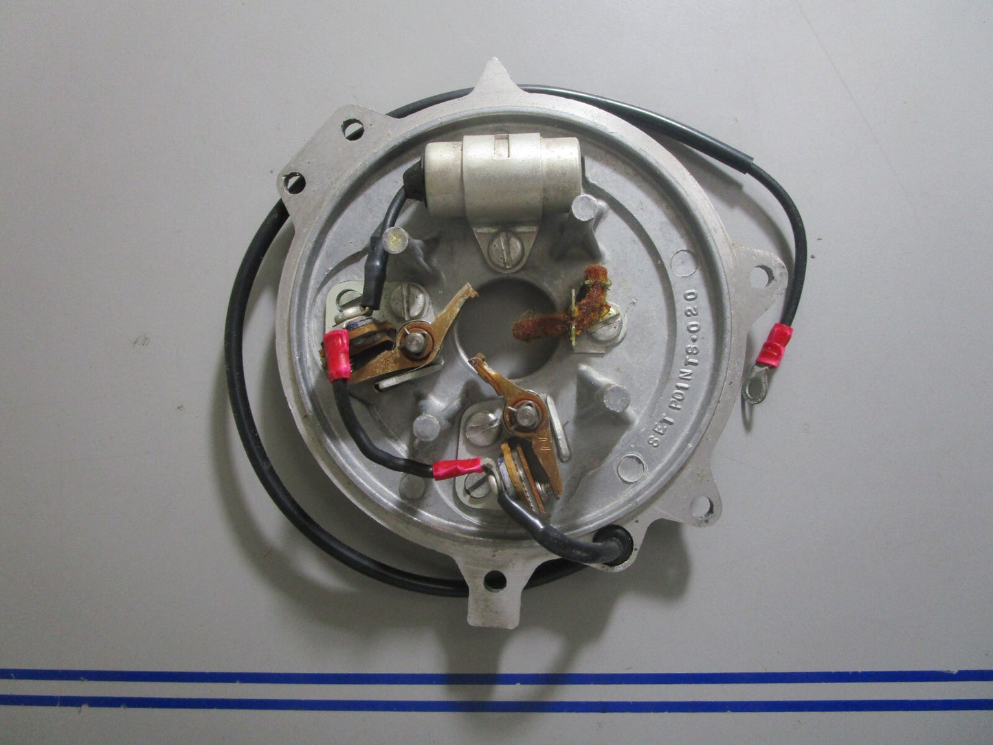 *NEW OEM* 0810 OMC Johnson Evinrude Breaker Plate 580496 0580496