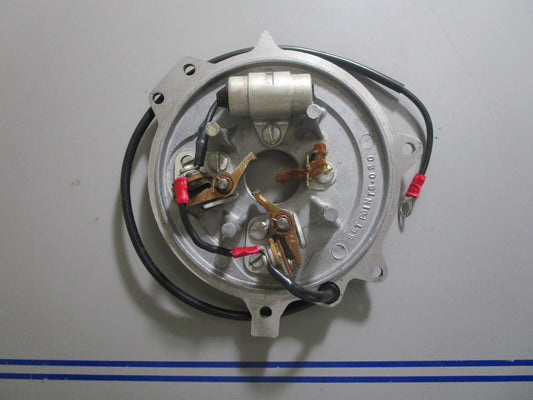 *NEW OEM* 0810 OMC Johnson Evinrude Breaker Plate 580496 0580496