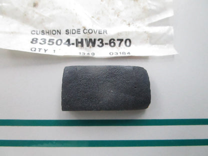 NEW OEM 83504-HW3-670 Honda Side Cover Cushion 0810