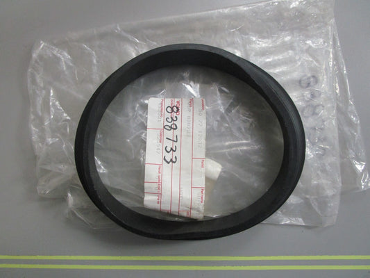 *NEW OEM* 0810 Volvo Penta Support Ring 838733