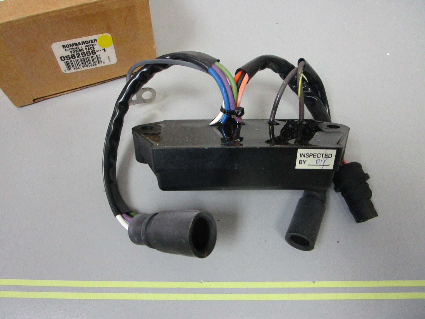 *NEW OEM* 0720 OMC Johnson Evinrude Power Pack 582556 0582556