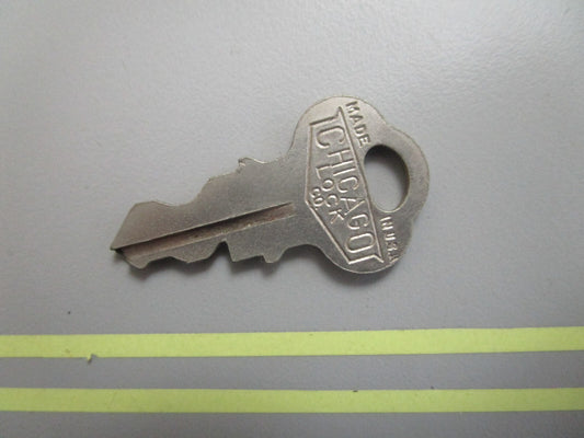 *NEW OEM* 0810 OMC Johnson Evinrude Ignition Key KF75 501590 0501590