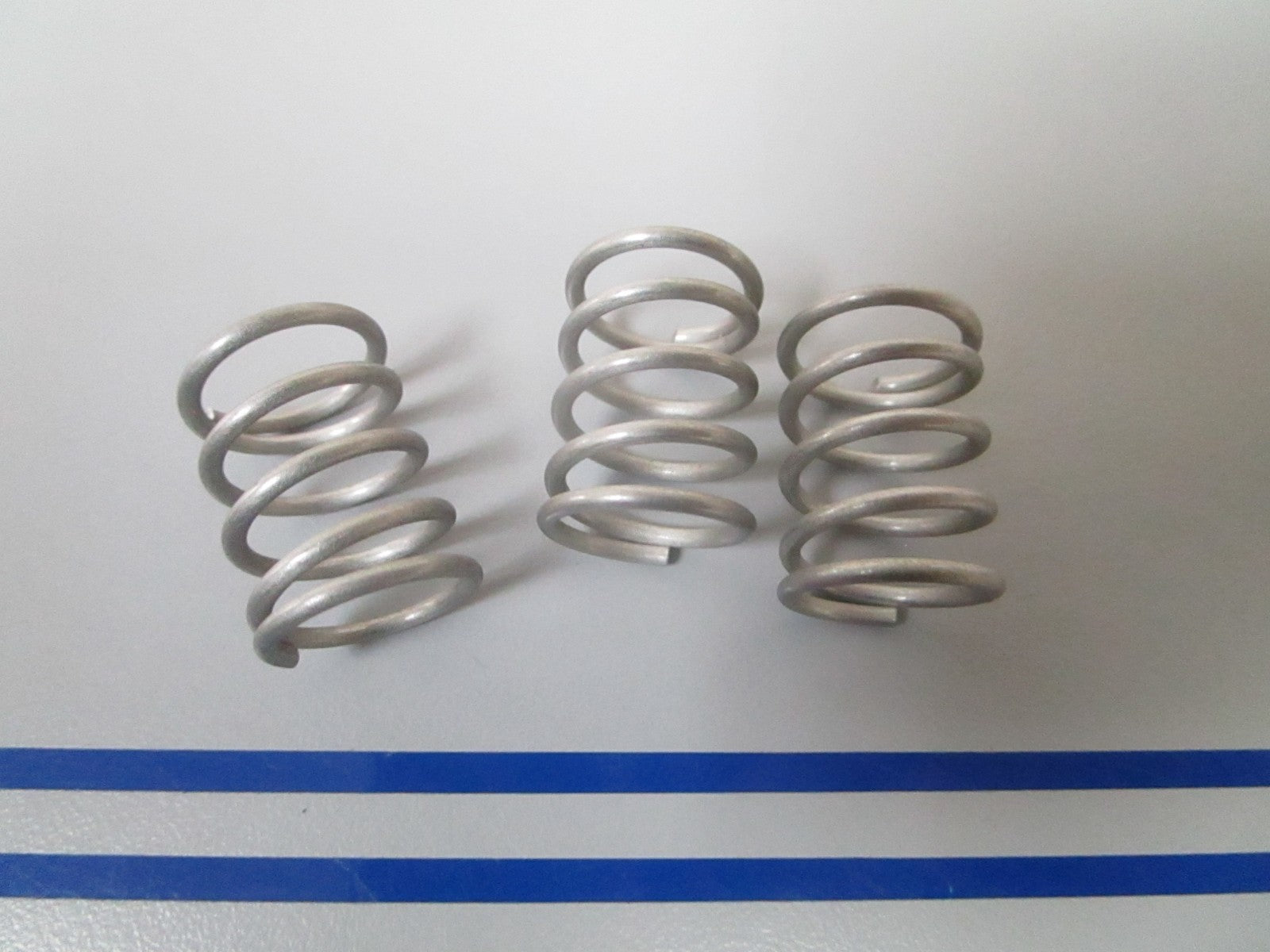 NEW OEM (LOT OF 3) 24-33517 Mercury Quicksilver Spring 0810